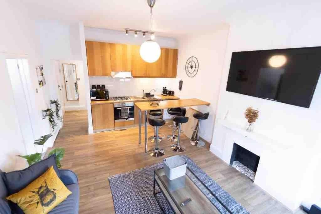 Lovely 2 Bedroom Apartment In Chelsea Sw3 London Exterior foto